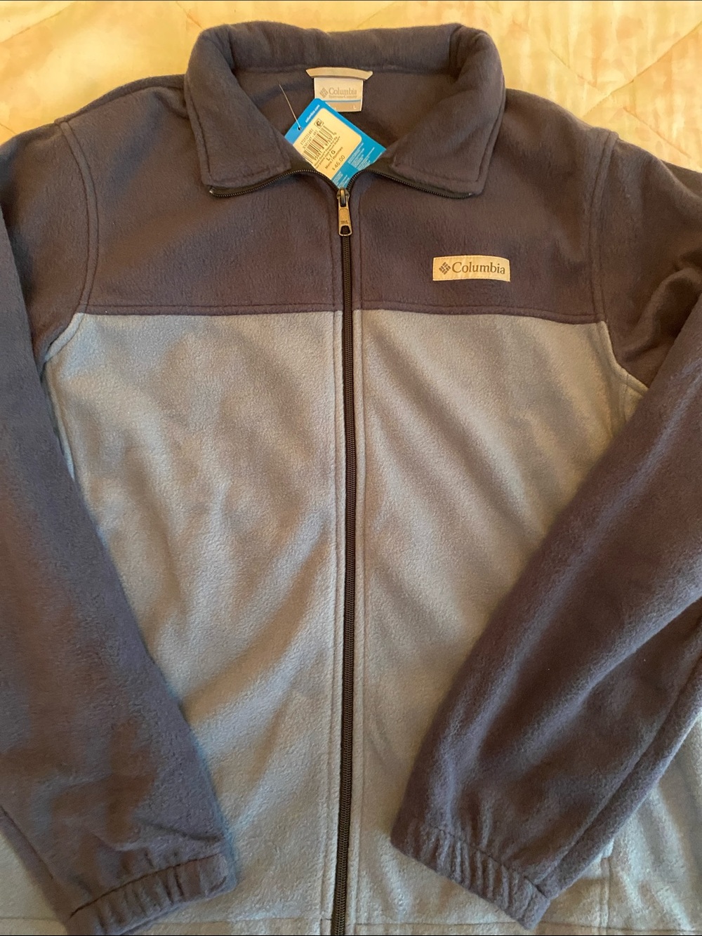 Columbia Two-Tone Full-Zip Fleece Jacket in Light Blue & Charcoal